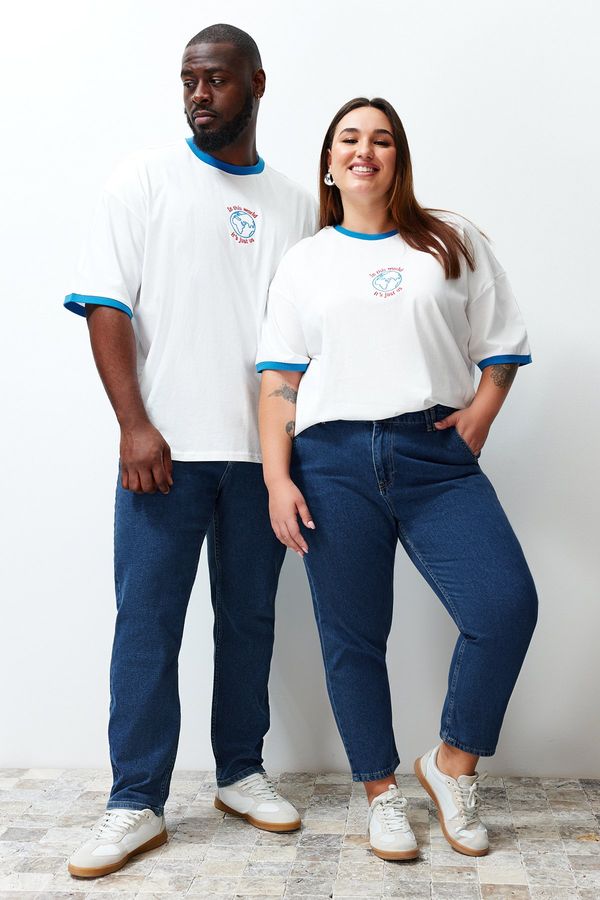 Trendyol Trendyol Plus Size Ecru Unisex Oversize Comfy 100% Cotton Embroidered Color Block Couple T-Shirt