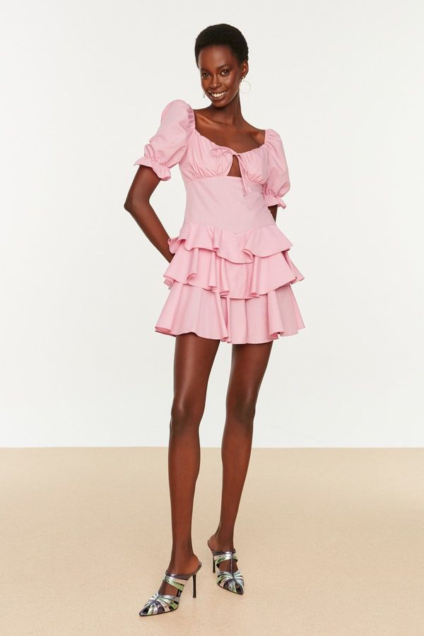 Trendyol Trendyol прах къдри подробни Poplin рокля