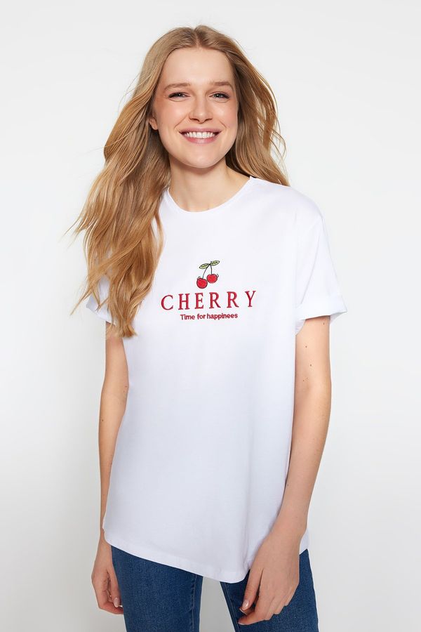 Trendyol Trendyol White 100% Cotton Cherry Embroidered Boyfriend Fit Crew Neck Knitted T-Shirt