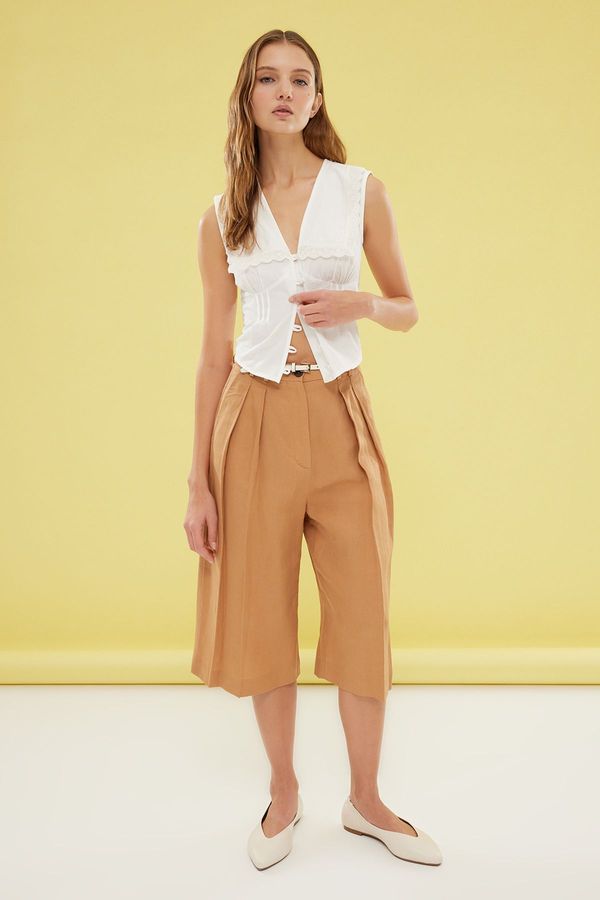 Trendyol Trendyol White Fitted Baby Collar Crop Shirt