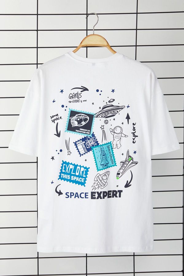 Trendyol Trendyol White Oversize/Wide Cut Short Sleeve Galaxy Back Print 100% Cotton T-shirt