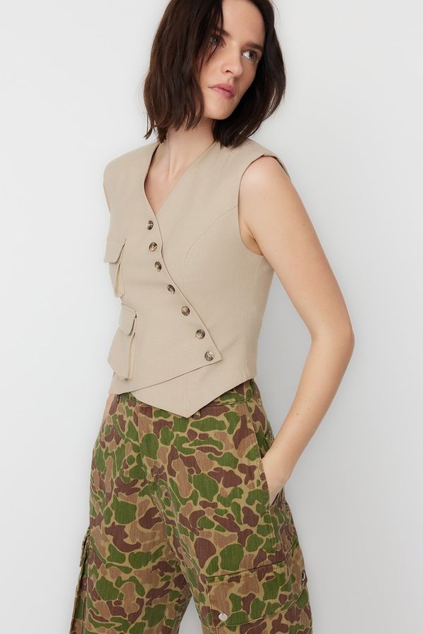 Trendyol Trendyol X Sagaza Studio бежов джоб подробни жилетка