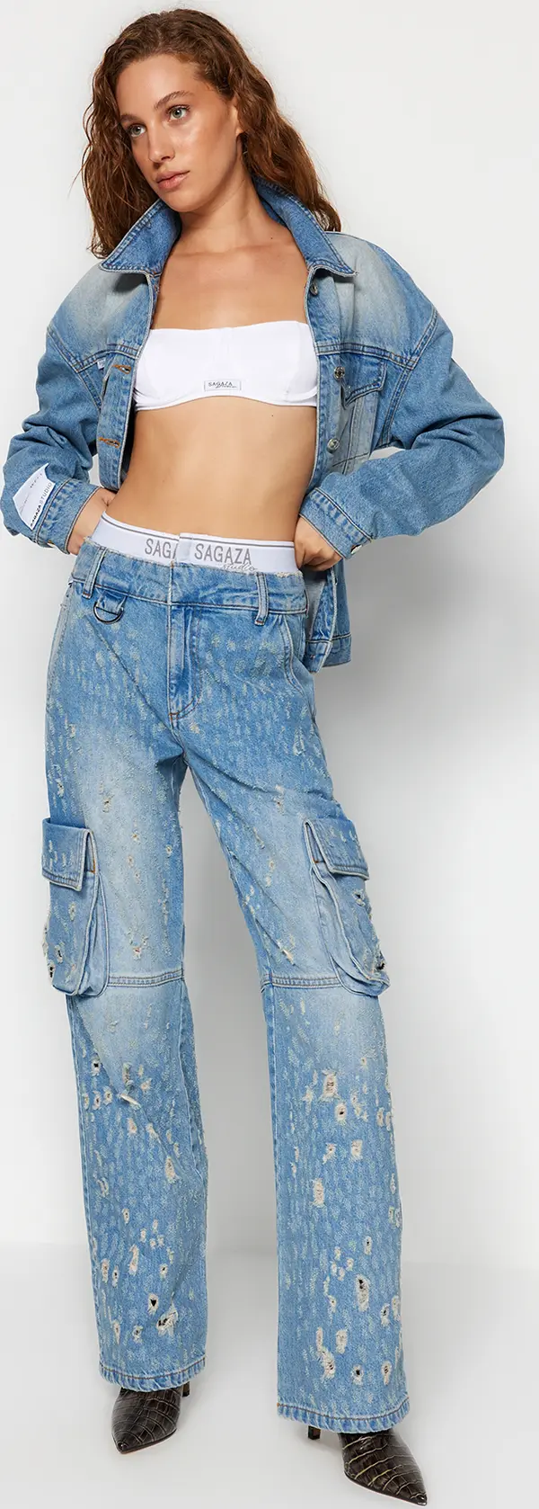 Trendyol Trendyol X Sagaza Studio Син еластичен детайл и носене на дънки