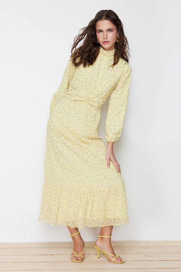 Trendyol Trendyol Yellow Floral High Collar Waist Detailed Lined Chiffon Woven Dress