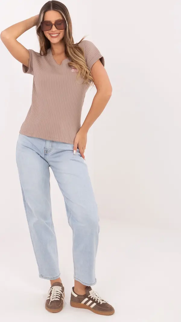 RELEVANCE Тъмнобежова блуза с надписи