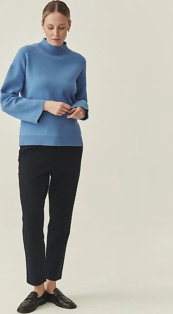 Tatuum Тъмносини плетени панталони с вискоза