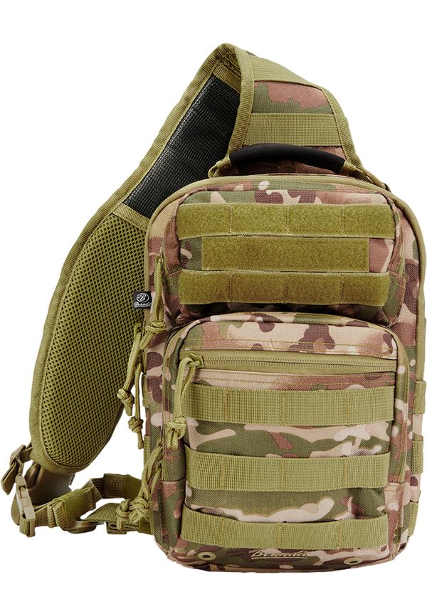 Brandit U.S. Cooper tactical camouflage over the shoulder