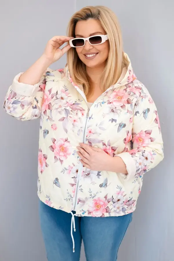 Kesi Włoski Ватирано яке с качулка и флорален принт Kesi Plus Size