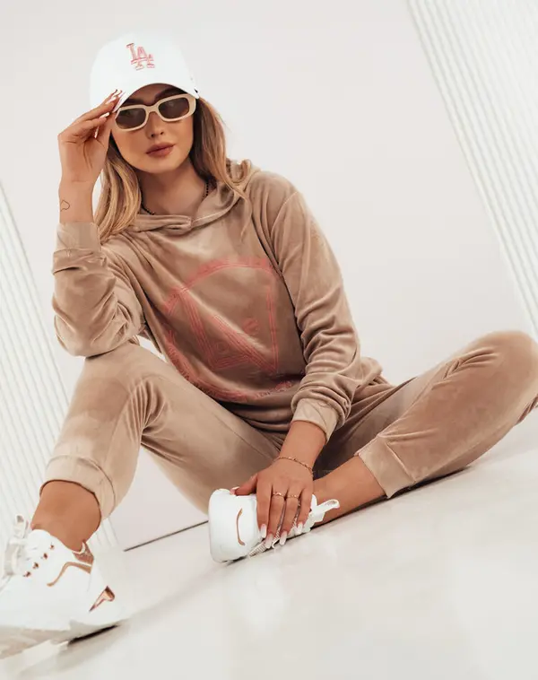 DStreet Welurowy komplet damski VIP PRIVATE kamelowy Dstreet