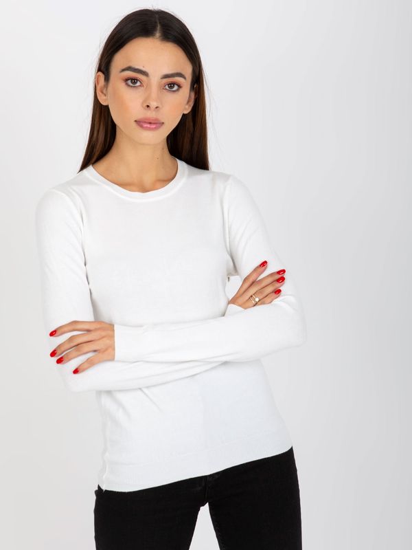 Fashionhunters White plain sweater with a round neckline