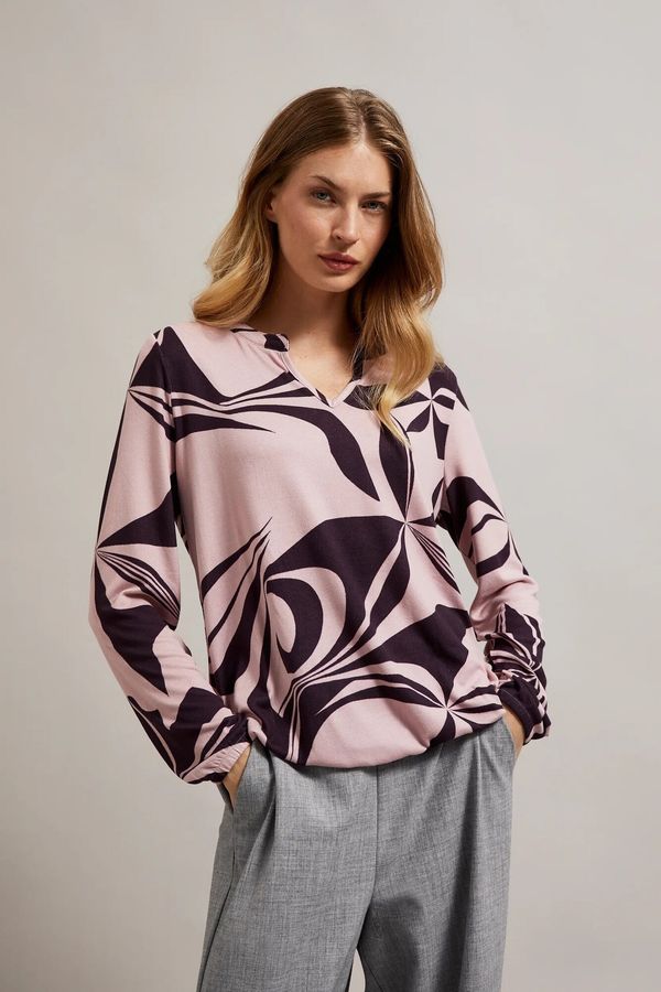 Moodo Women's blouse with geometric pattern MOODO - pink