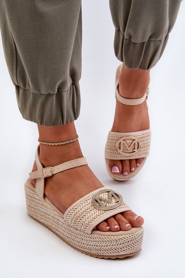 Kesi Women's braided wedge sandals Beige Esalena