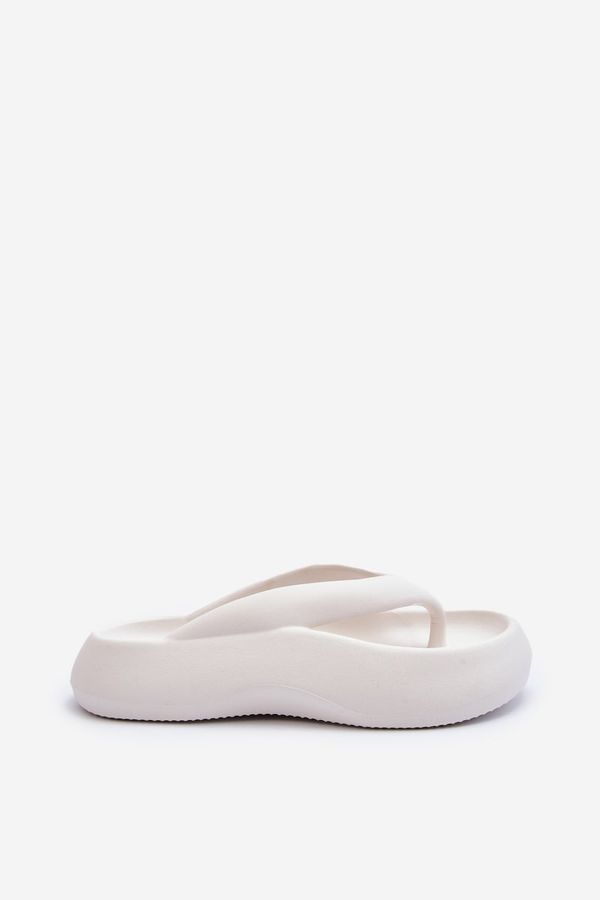 Kesi Women's Foam Slippers White Roux