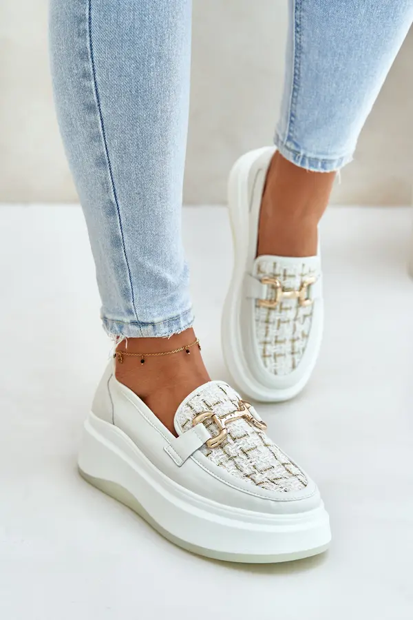 VINCEZA Women's leather moccasins on platform with gold decoration Vinceza light beige