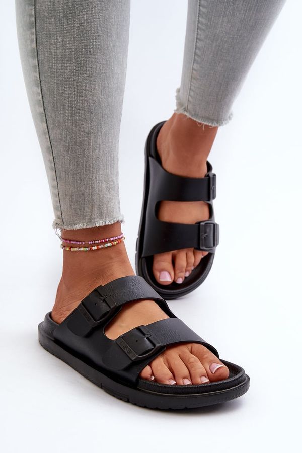 BIG STAR SHOES Women's Lightweight Foam Slippers with Big Star Black Buckles