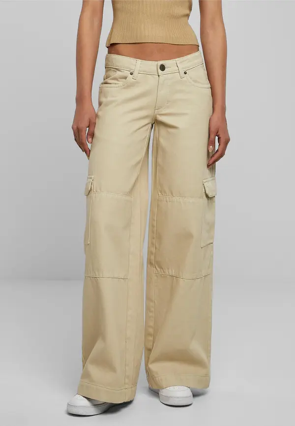 Urban Classics Women's low-waisted cargo denim offwhite raw