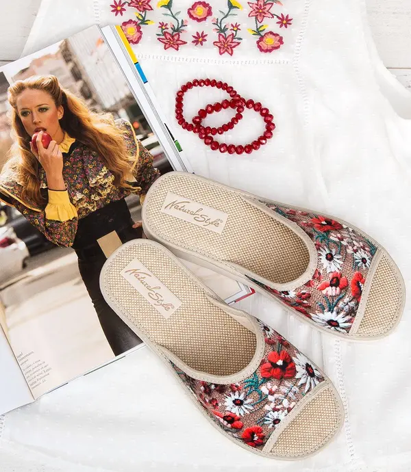 Natural Style Women's Natural Style Slippers NS-039 Brown-Beige