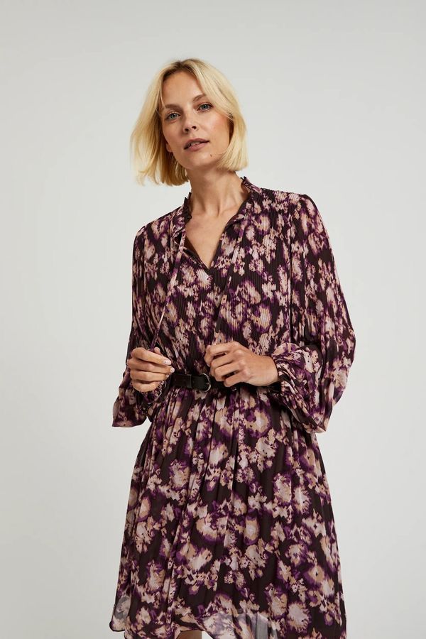 Moodo Women's pleated dress with belt MOODO - brown