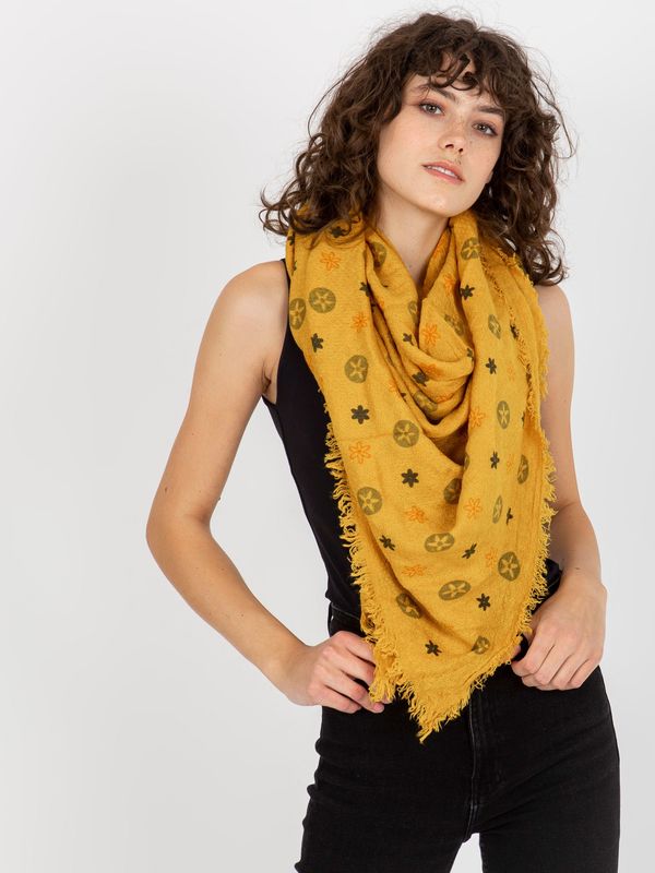 Fashionhunters Women's scarf with print - yellow