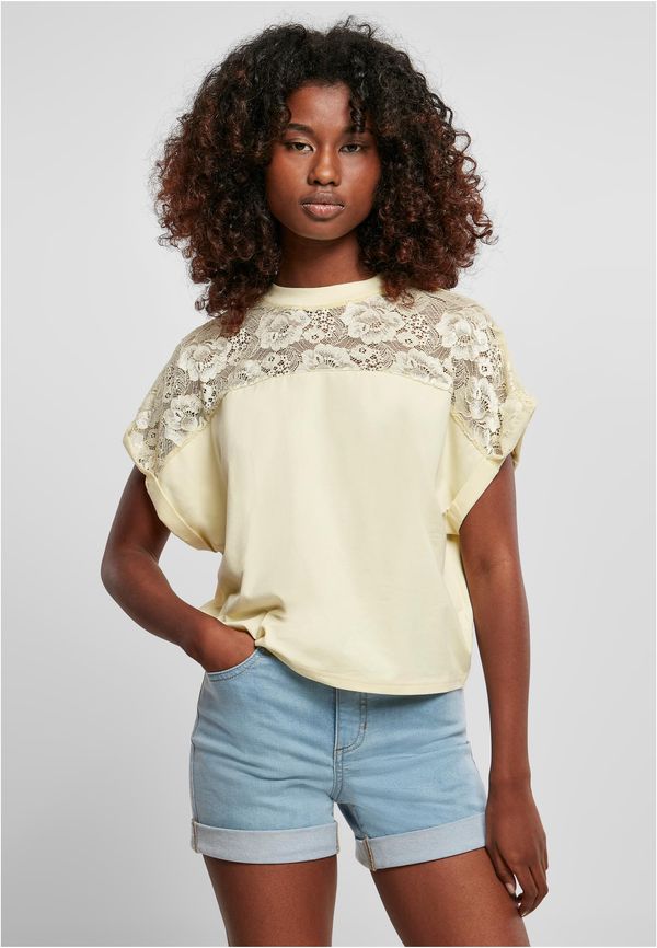 Urban Classics Women's short oversized lace t-shirt with soft yellow color