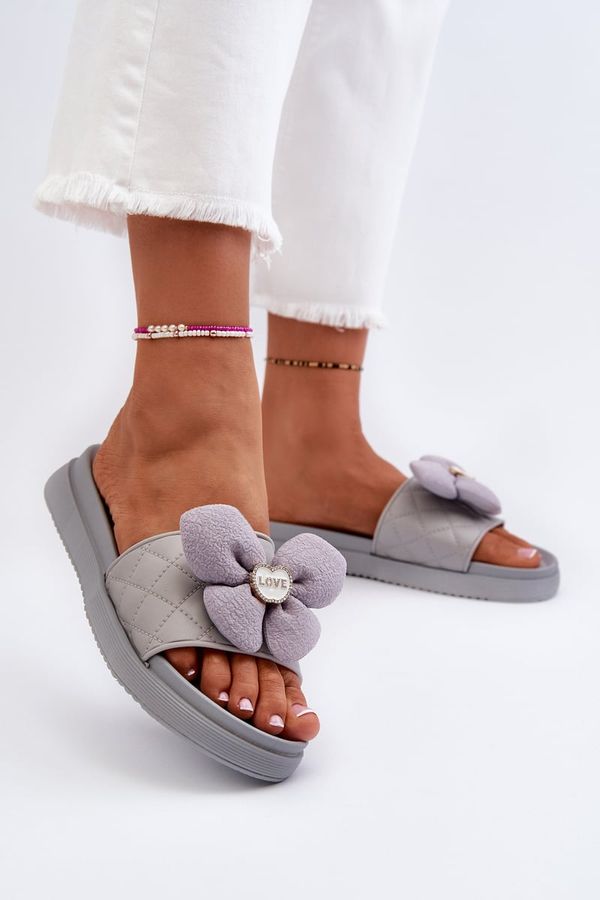 Kesi Women's slippers with low platform embellishment, grey cedrella