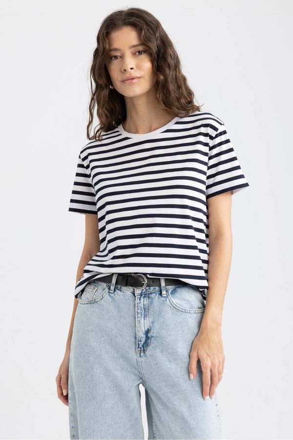 DEFACTO Women's T-shirt DEFACTO