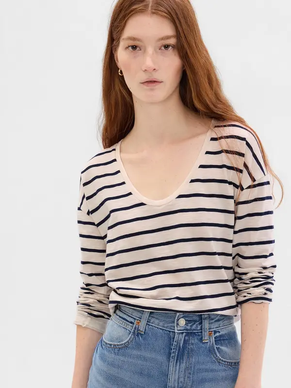GAP Women's T-shirt GAP