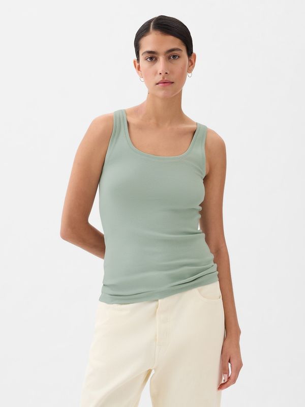 GAP Women's top GAP