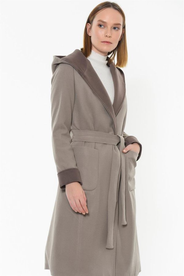 dewberry Z6422 DEWBERRY WOMEN'S COAT-PLAIN BEIGE