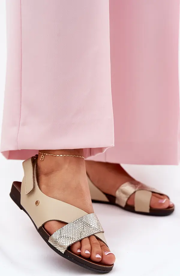 Zazoo Zazoo Кожени сандали с велкро бежово-златни Зазу 40141