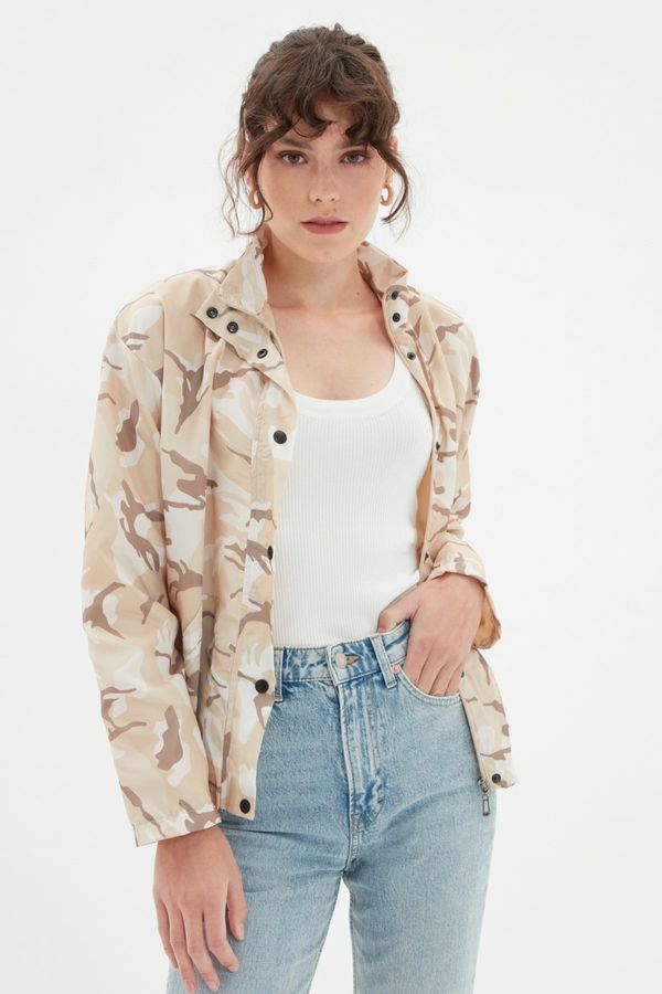 Trendyol Зимно яке Trendyol - бежово - мини