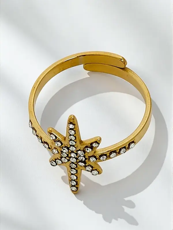 Resti Златна гривна с декоративни висулки