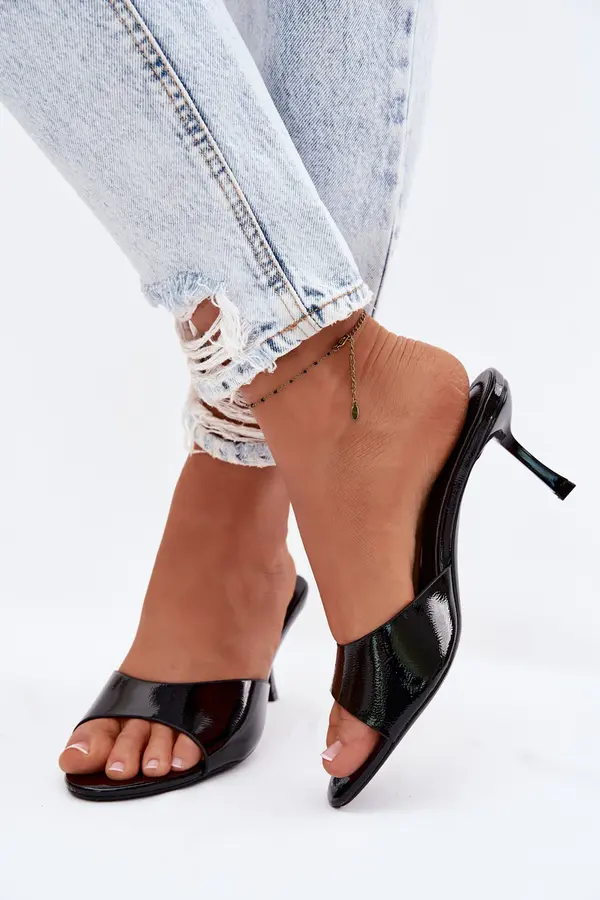 Boto Златни сандали на ток Melissea