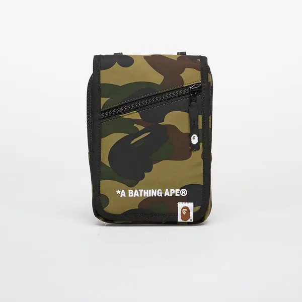 A BATHING APE A BATHING APE 1St Camo Phone Bag Green Universal