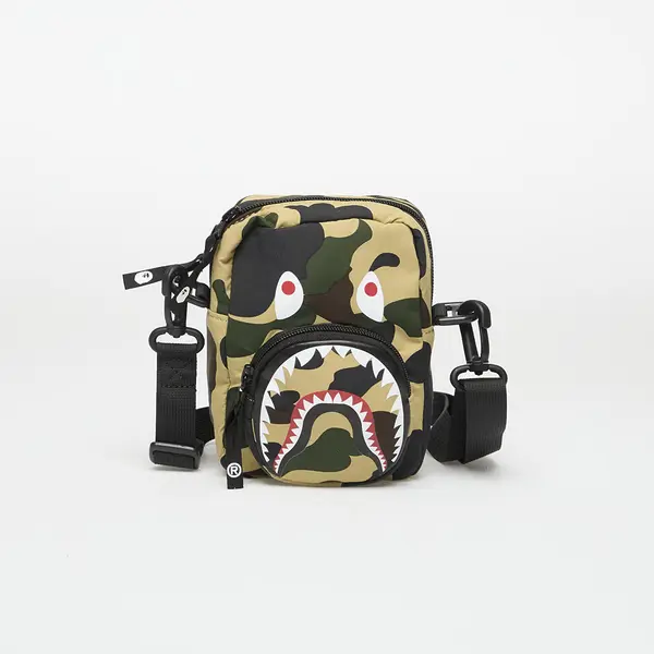A BATHING APE Чанта A BATHING APE 1St Camo Shark Mini Bag Yellow Universal