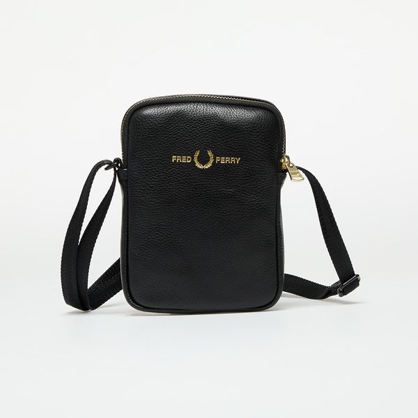 FRED PERRY Чанта FRED PERRY Tumbled Leather Side Bag Black Universal