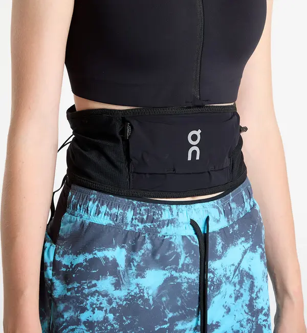 On Чантичка за кръста On Ultra Belt 2L Black L