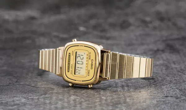 Casio Часовници Casio LA 670GA-9 Gold Universal
