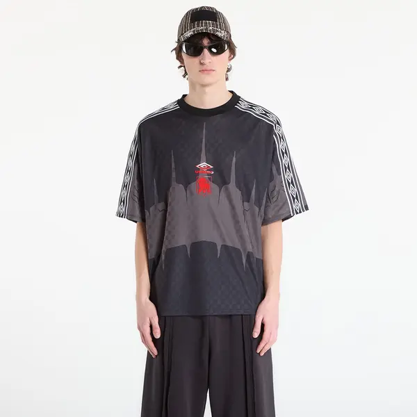 Umbro Джърси Umbro by SlamJam History Tape Kit Black/ Red Anthracite M