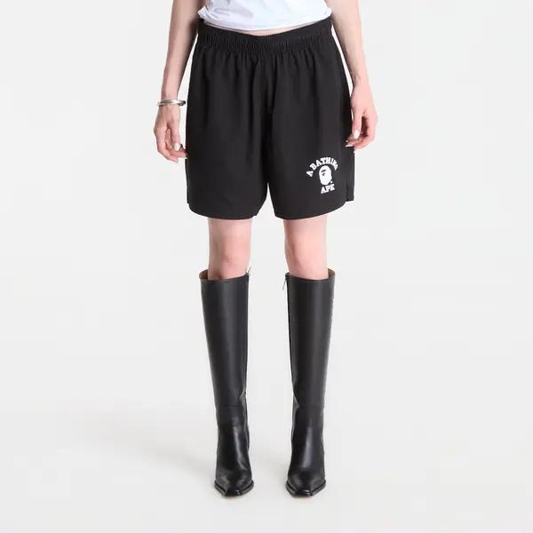 A BATHING APE Къси панталони A Bathing Ape College Beach Relaxed Fit Shorts UNISEX Black M