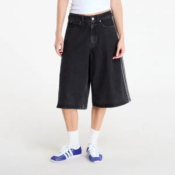 adidas Originals Къси панталони adidas Firebird Jorts Denim True Black Denim S/36