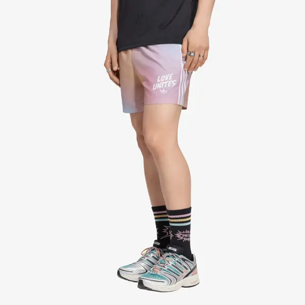 adidas Originals Къси панталони adidas Pride AOP Shorts (Water Proof) Rainbow XL