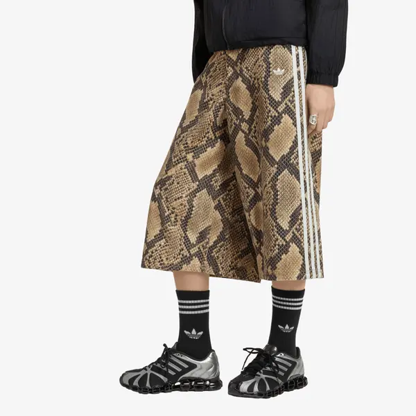 adidas Originals Къси панталони adidas Snake Print Denim Bermuda Shorts Linen/ Magic Beige 26/30