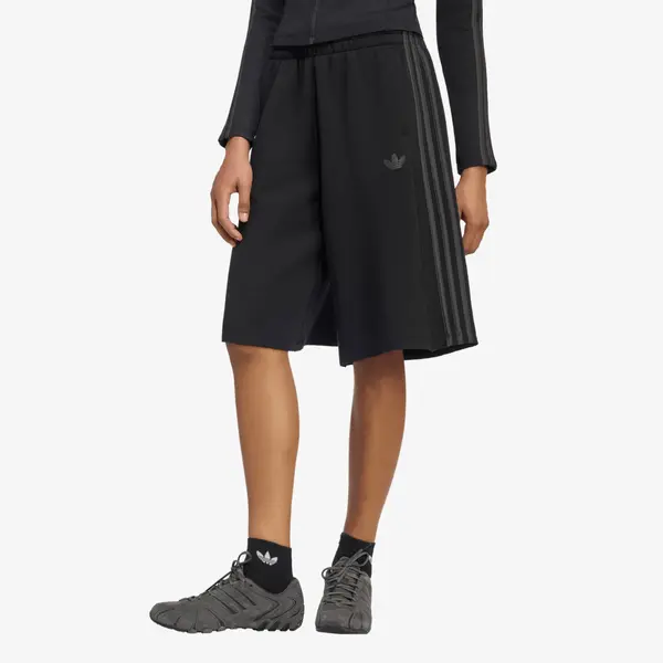 adidas Originals Къси панталони adidas Sst 2.0 Jort Black/ Utility Black S