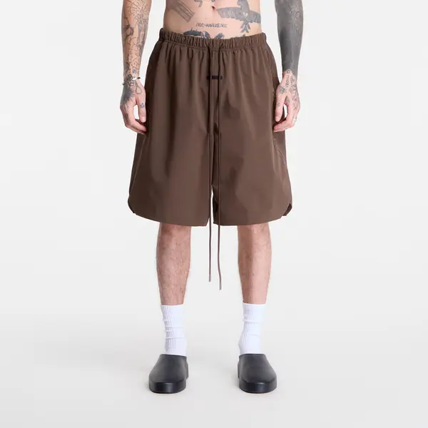 Fear of God Essentials Къси панталони Fear of God Essentials Active Trace Relaxed Short Brown L