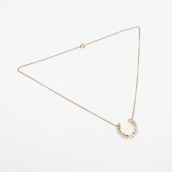 FRED PERRY Огърлица Fred Perry Laurel Wreath Necklace ? Universal