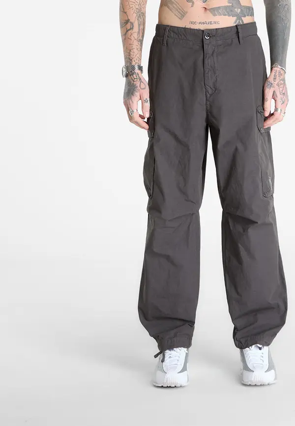 C.P. Company Панталони C.P. Company Micro-Reps Boxy Cargo Lens Pants Gunmetal Grey 48