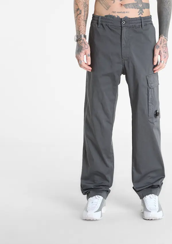 C.P. Company Панталони C.P. Company Stretch Sateen Regular Cargo Pants Gunmetal Grey 56