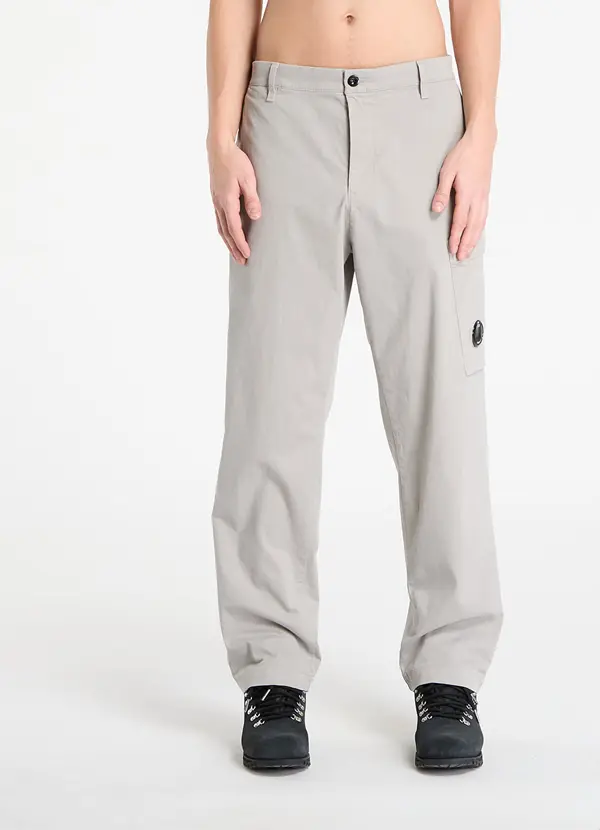C.P. Company Панталони C.P. Company Stretch Sateen Regular Cargo Pants London Fog Grey 50