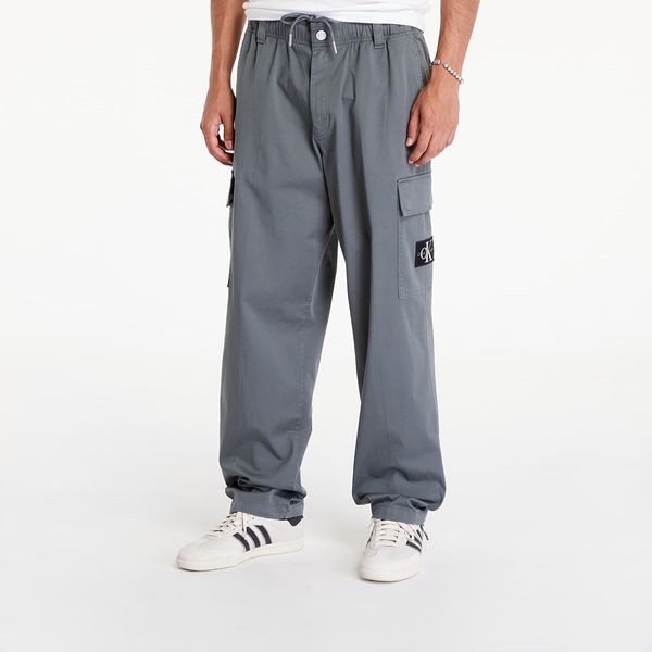 Calvin Klein Панталони Calvin Klein Jeans Regular Straight Cargo Pants Gray W32/L32